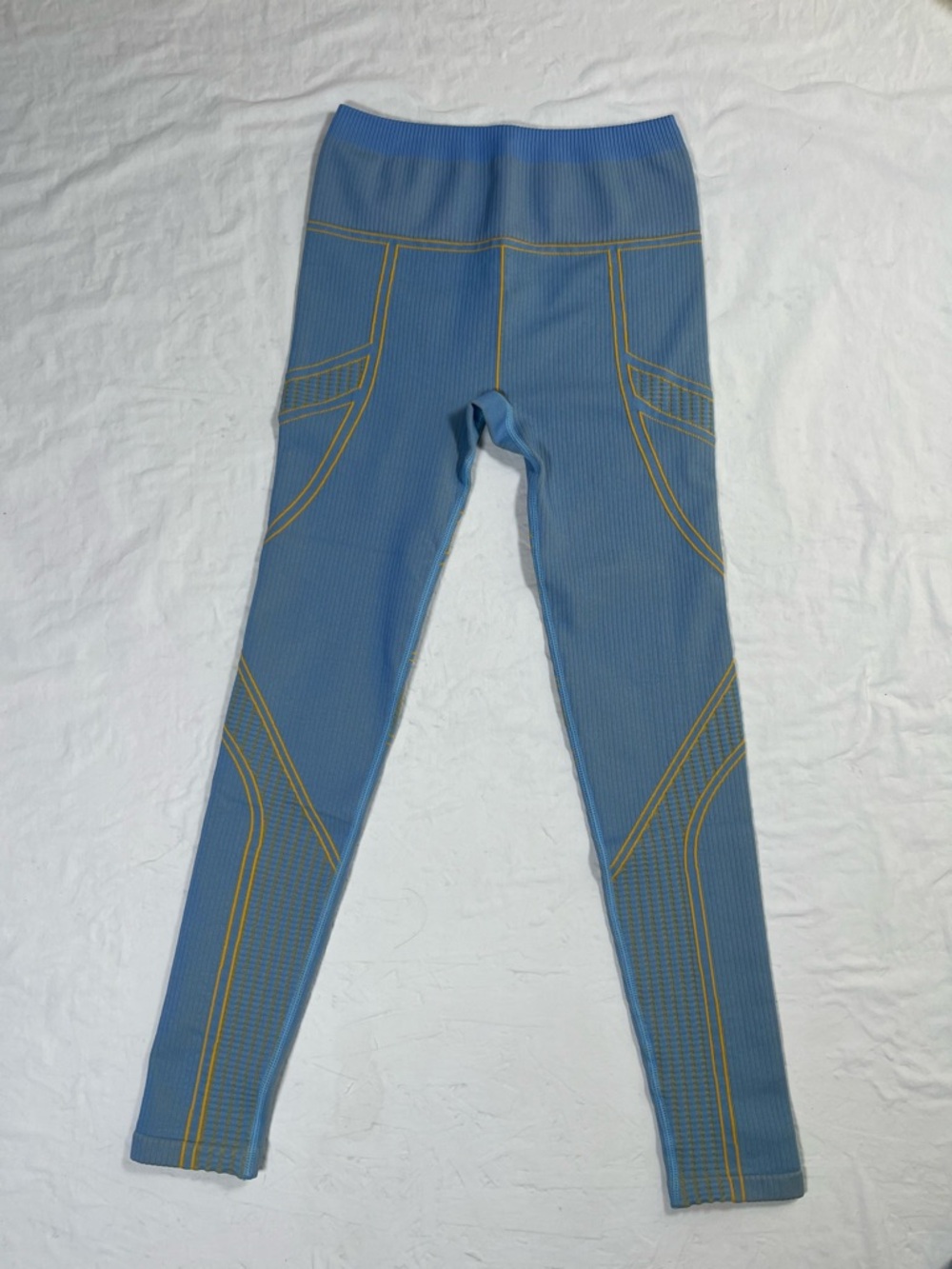 Fabletics 2 pc Ribbed Set Extra Small Sports Bra and Small Leggings - Picture 12 of 15